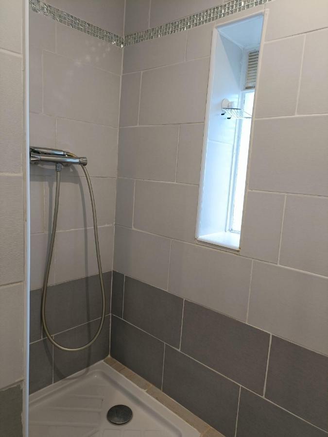 Un Bel Appartement Rez Jardin Parking Gratuit Vence Buitenkant foto